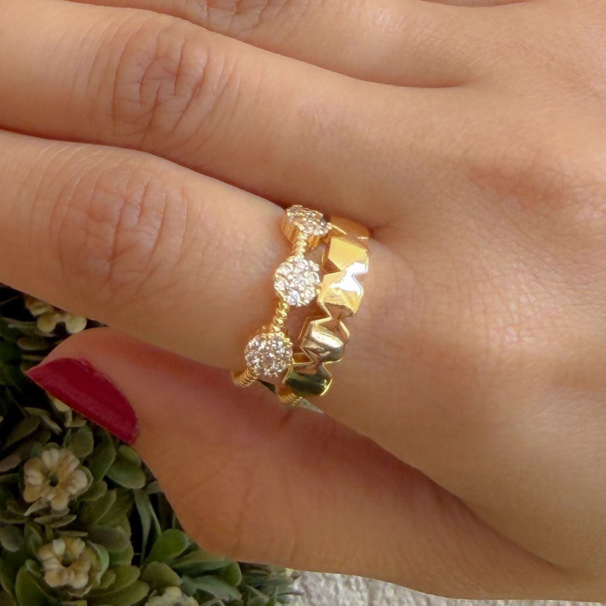 Bangle 11 (Bangle with Rings)