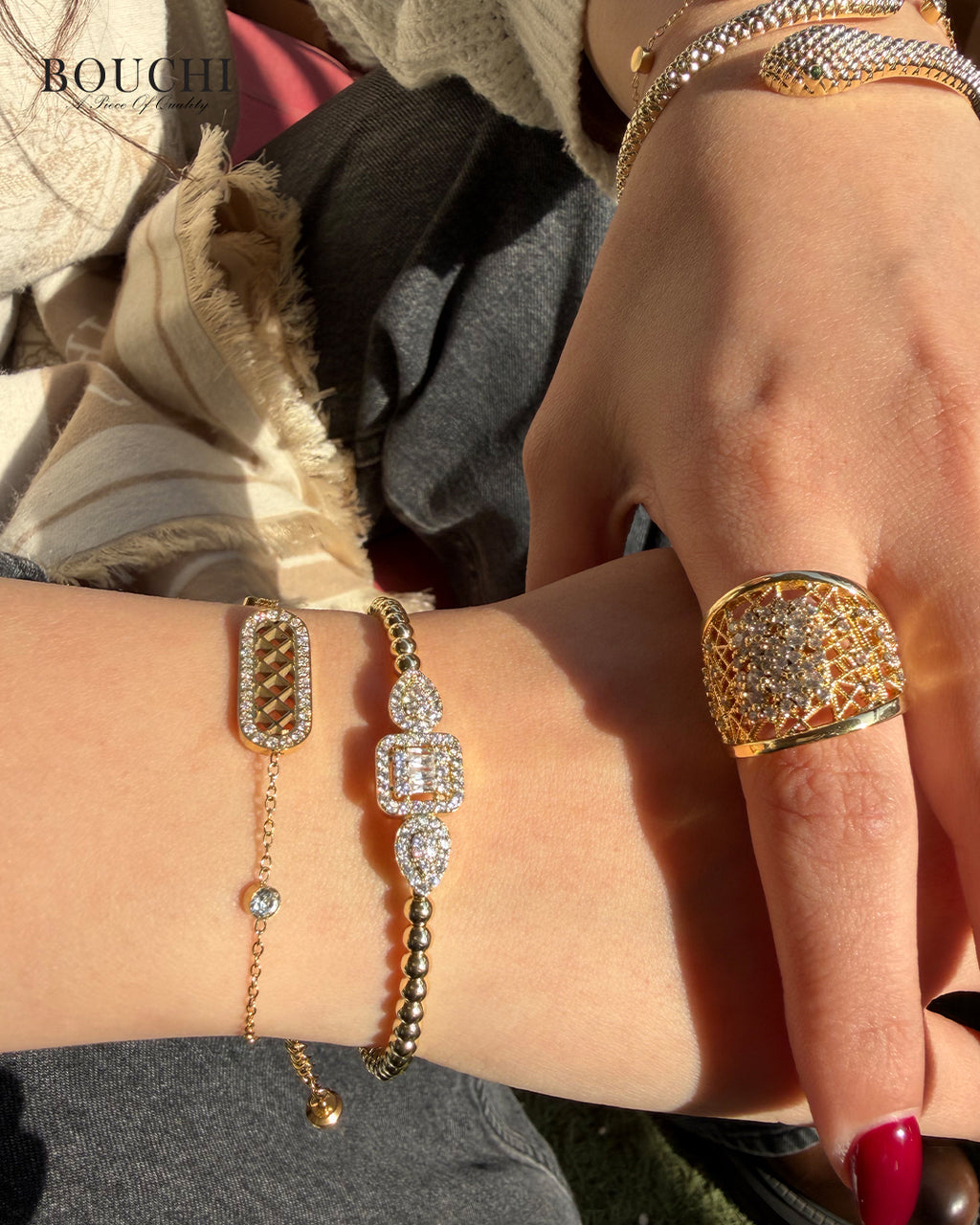 Bracelets 24