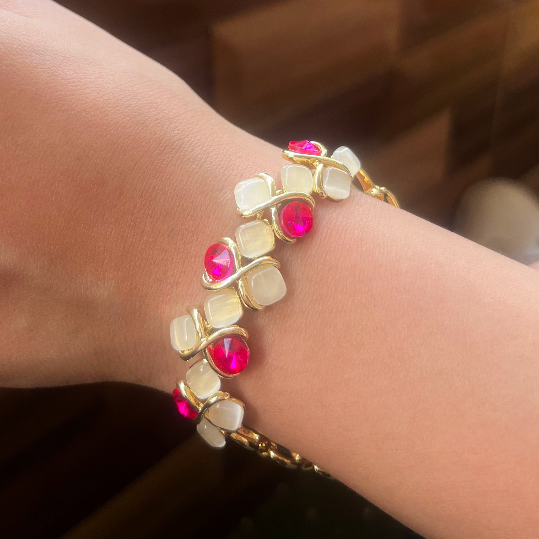 Bracelets 28