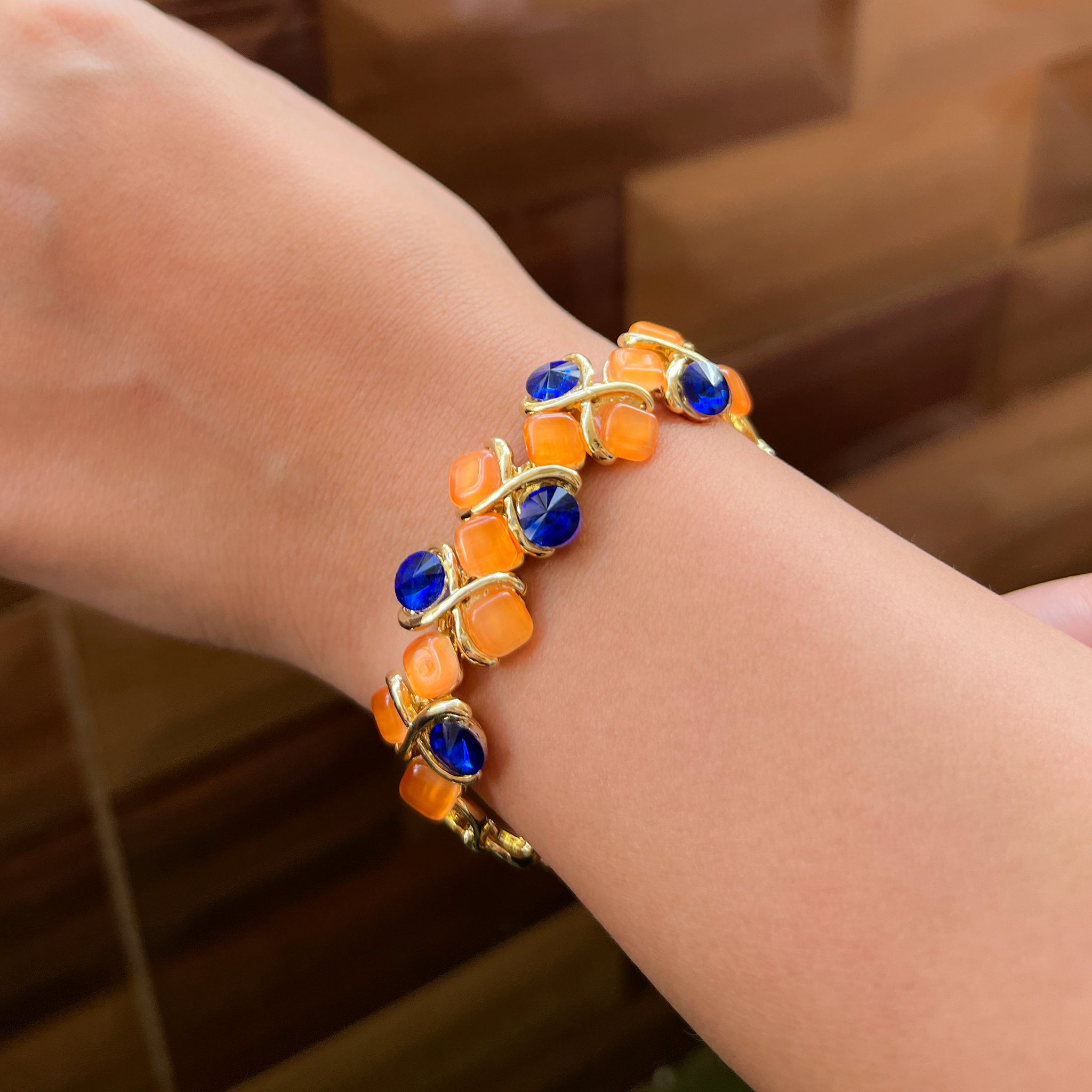 Bracelets 30