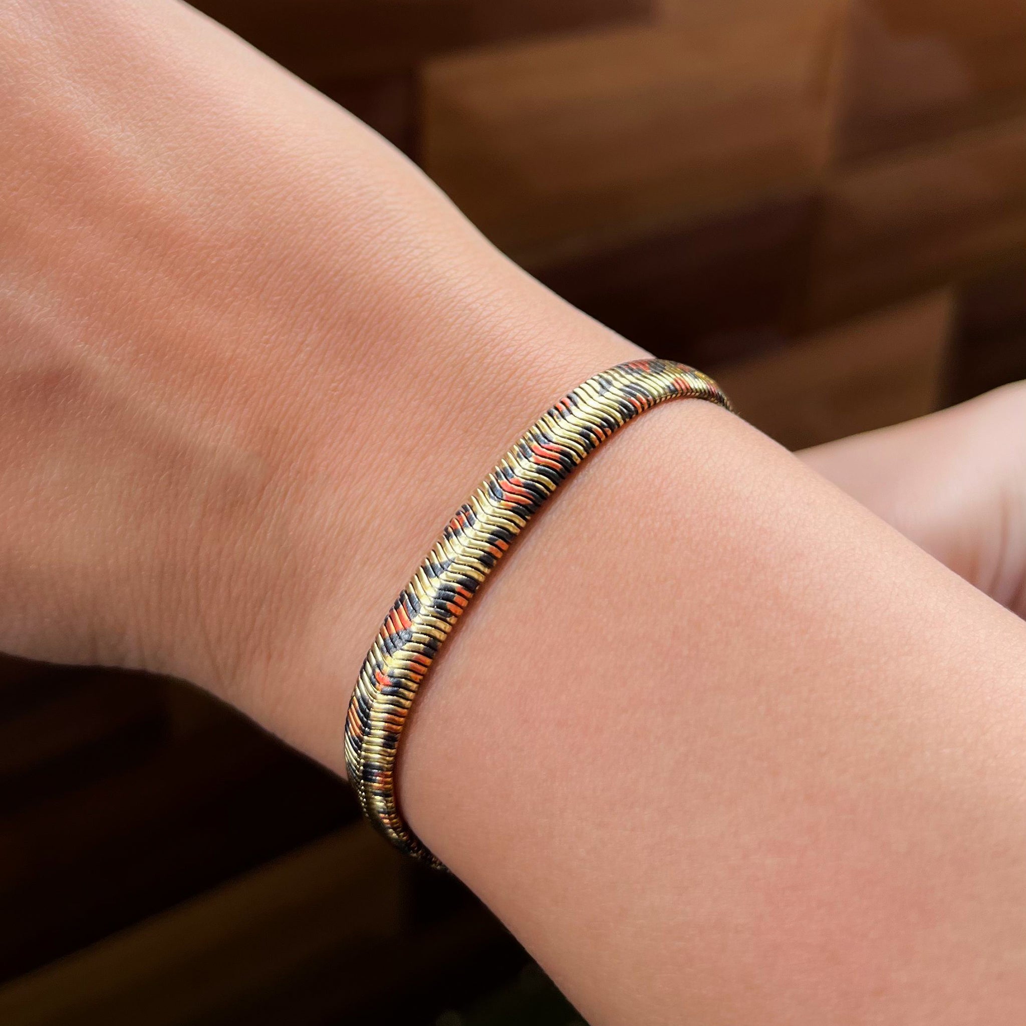 Bracelets 31