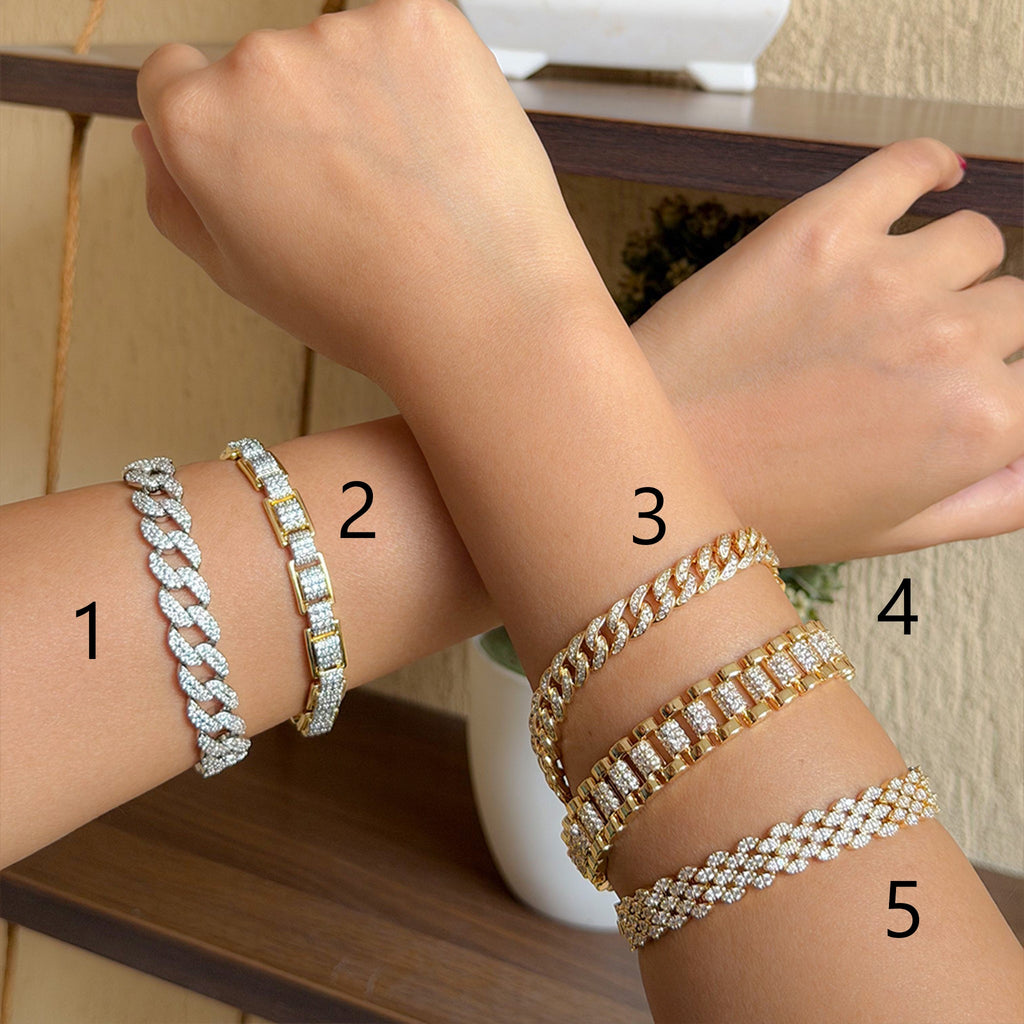Bracelets 8